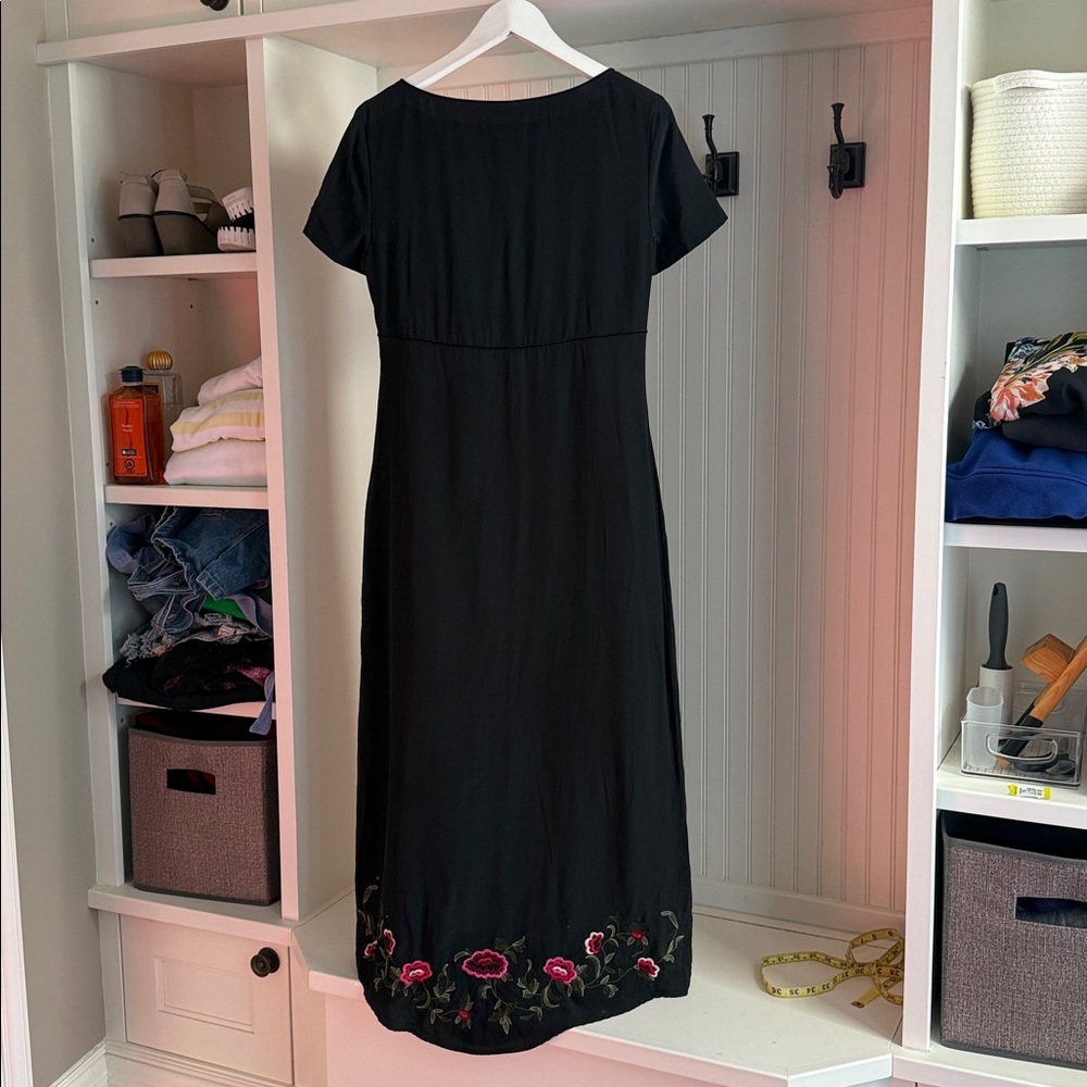 Rare Embroidered Vintage Laura Ashley Dress 100% Silk Black Flowers - Picture 8 of 8